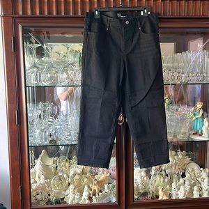 Women’s pants size 8-10